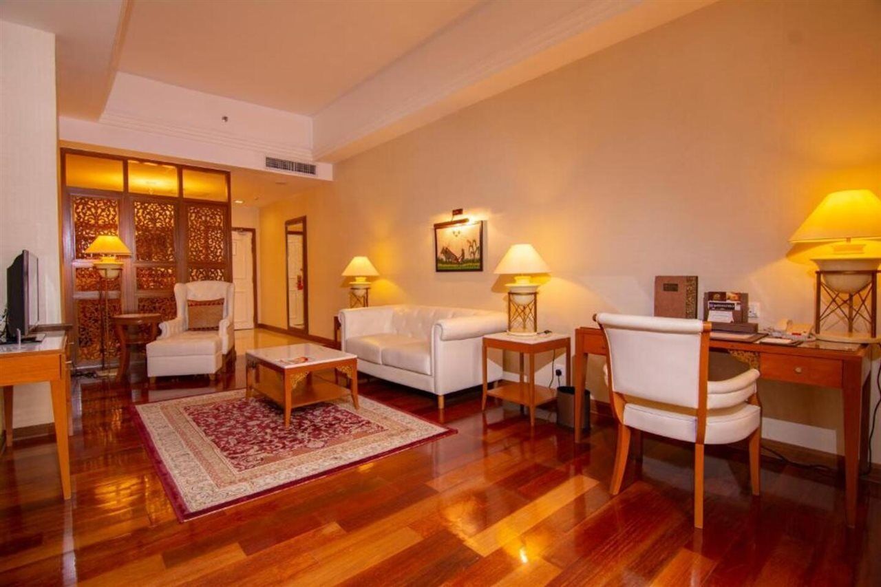 فندق رويال شولان كوالالمبور المظهر الخارجي الصورة A suite at the Taj Bengal